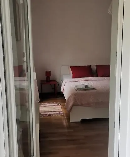 Homey Apartment